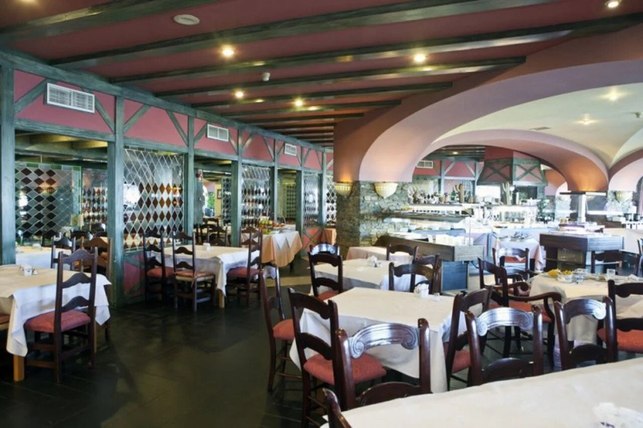 Photo - The Mountains Hotel