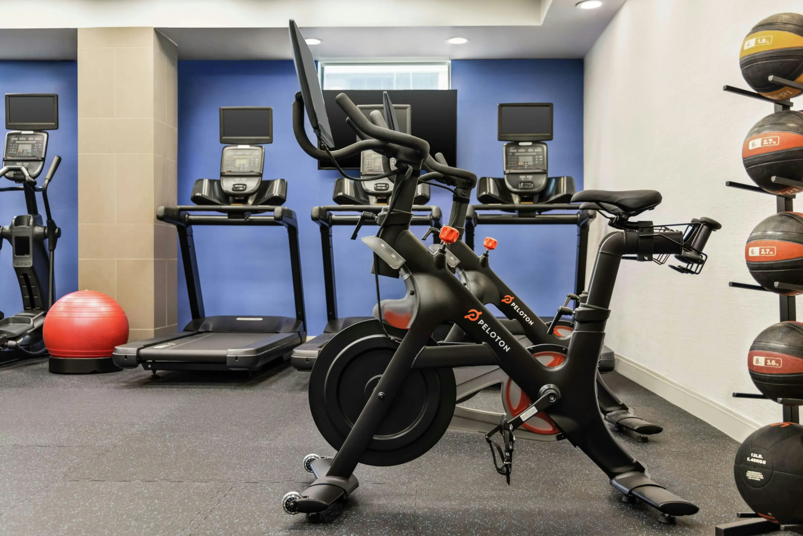 Photo - Home2 Suites by Hilton NY Long Island City/Manhattan View