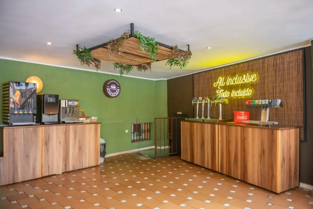 Photo - Hotel Parasol by Dorobe