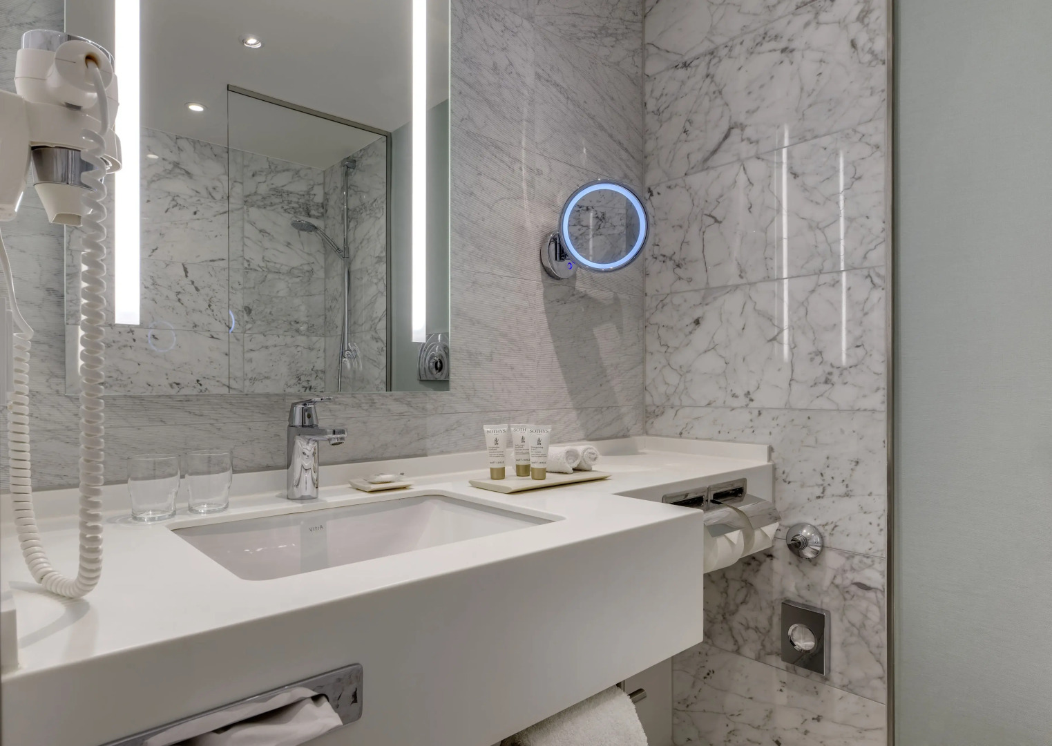 Foto - Clayton Hotel Düsseldorf City Centre