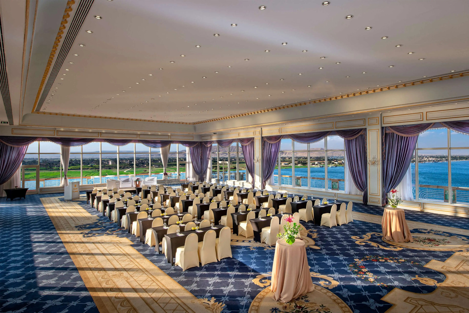 Foto - Sonesta St. George Hotel - Convention Center