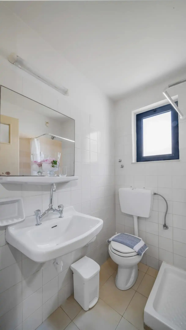 Photo - Golden Bay Apartments – Garden Haven
