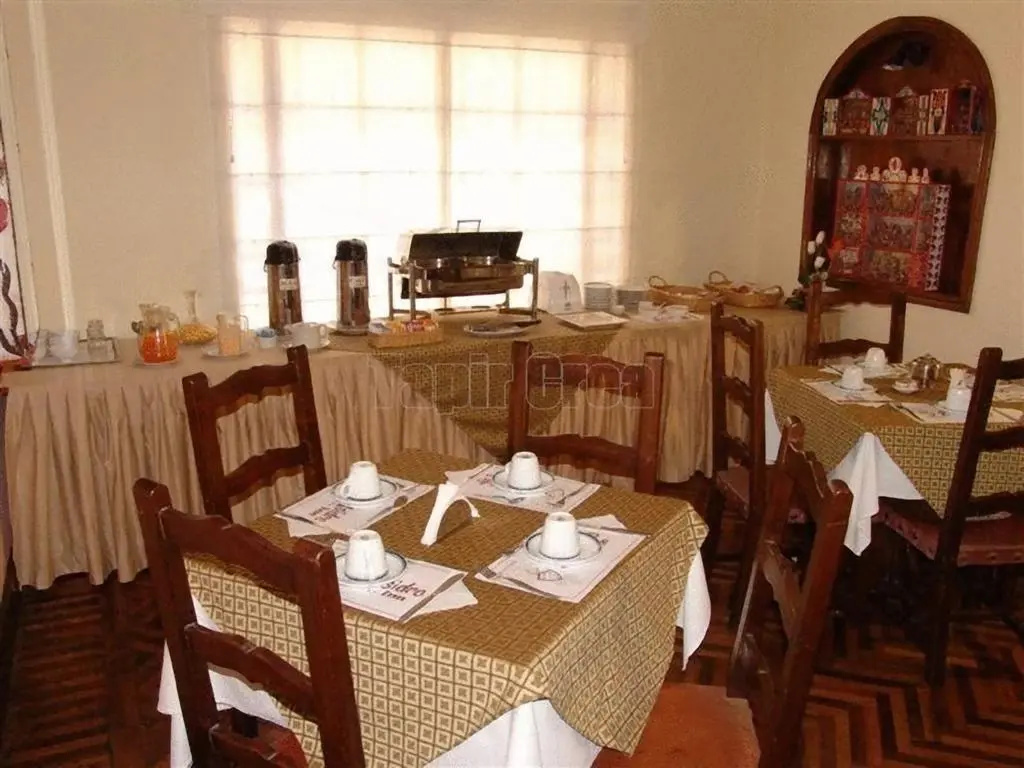 Photo - Hotel San Isidro Inn