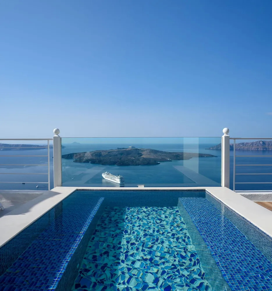 Photo - Nefeles Luxury Suites