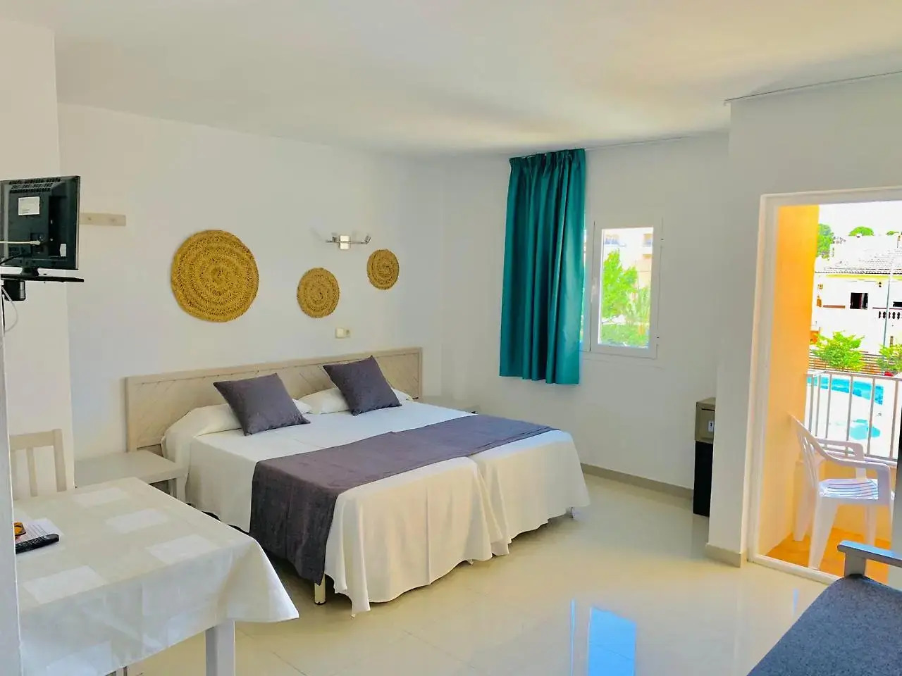 Foto - Hotel LLITERAS