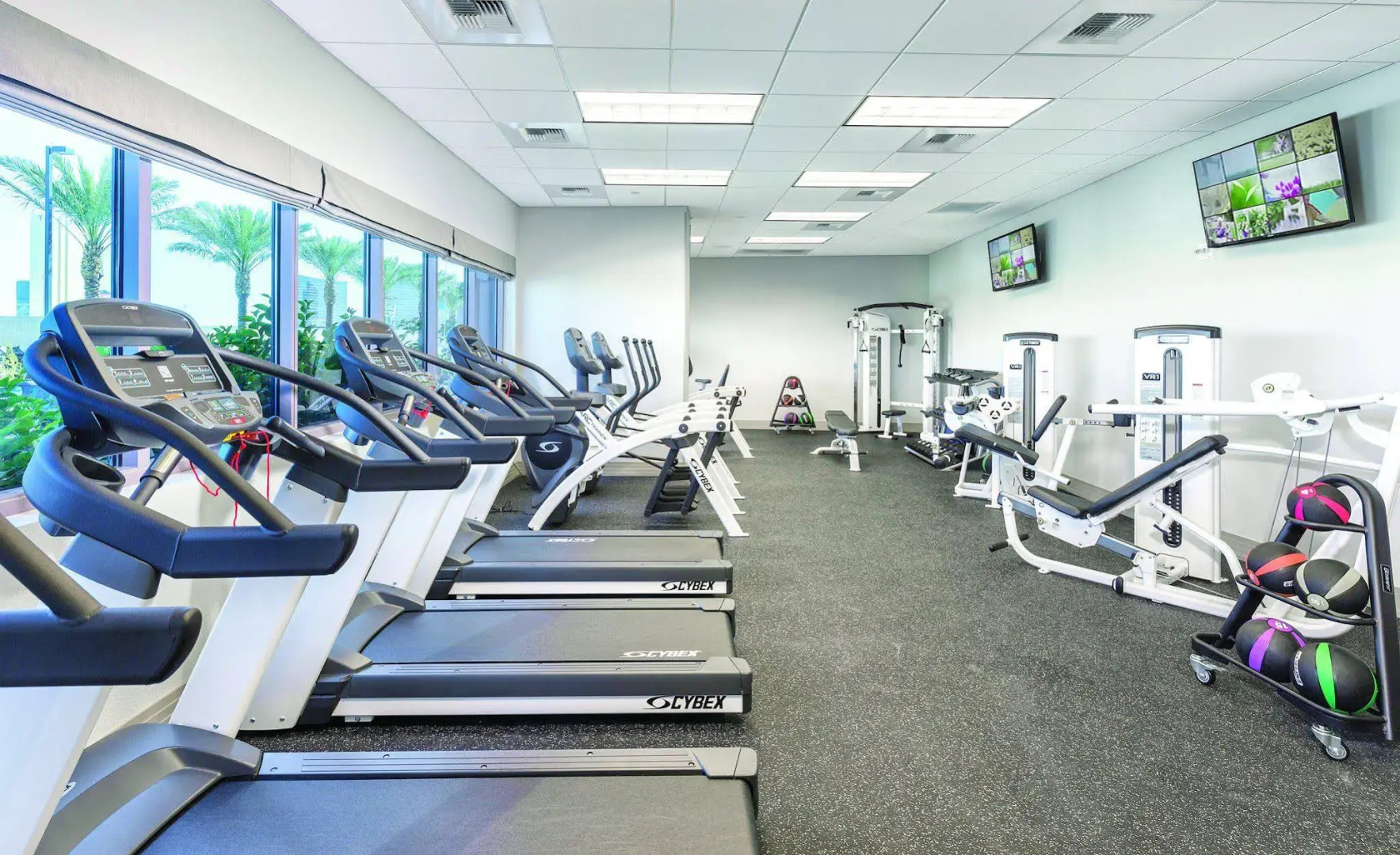 Photo - Club Wyndham Desert Blue