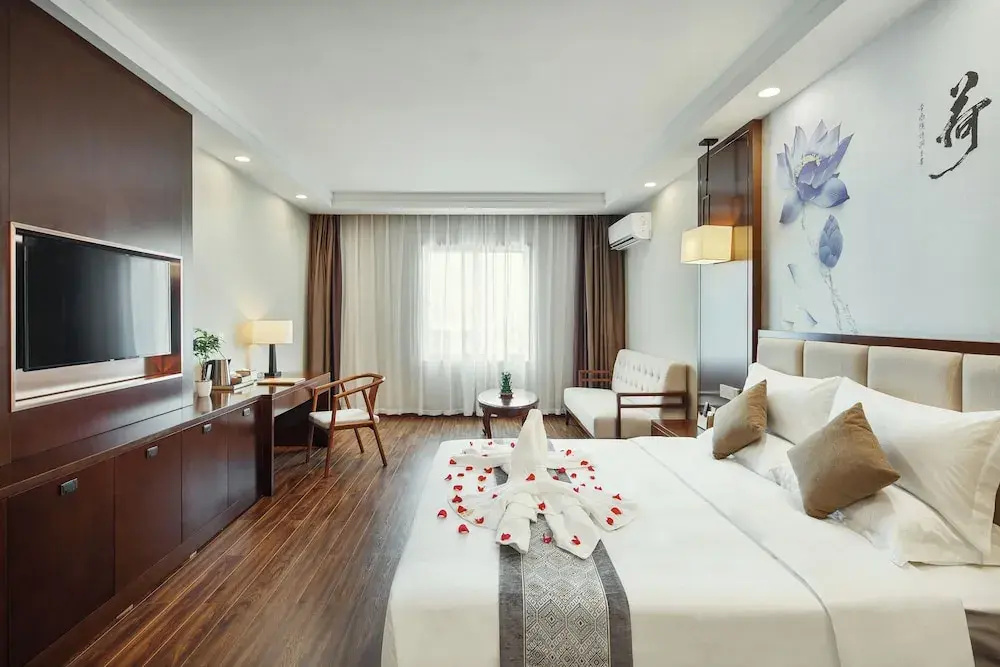 Photo - Rose Garden International Hotel