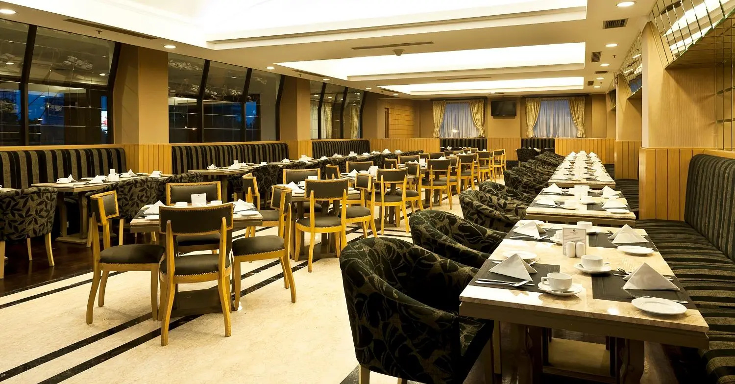 Photo - Royal Kuningan Hotel