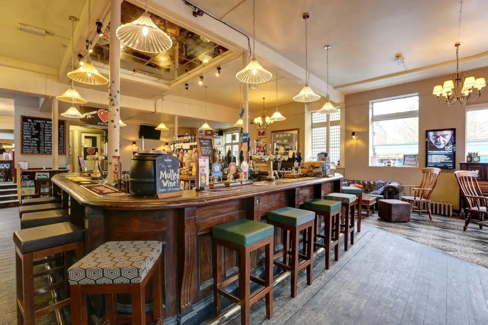 Foto - PubLove @ The Crown, Battersea