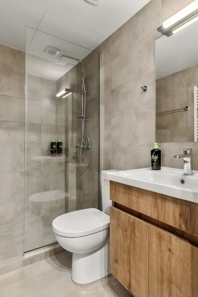 Photo - Limehome Athens Solonos City Center