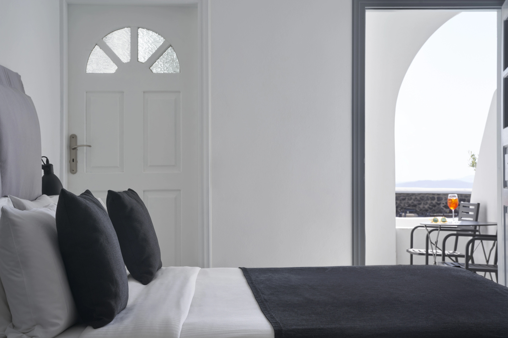 Foto - Mr and Mrs White Oia – Santorini