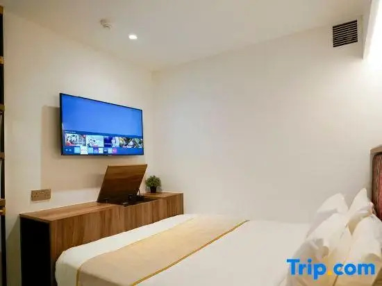 Photo - ST Signature Bugis Middle