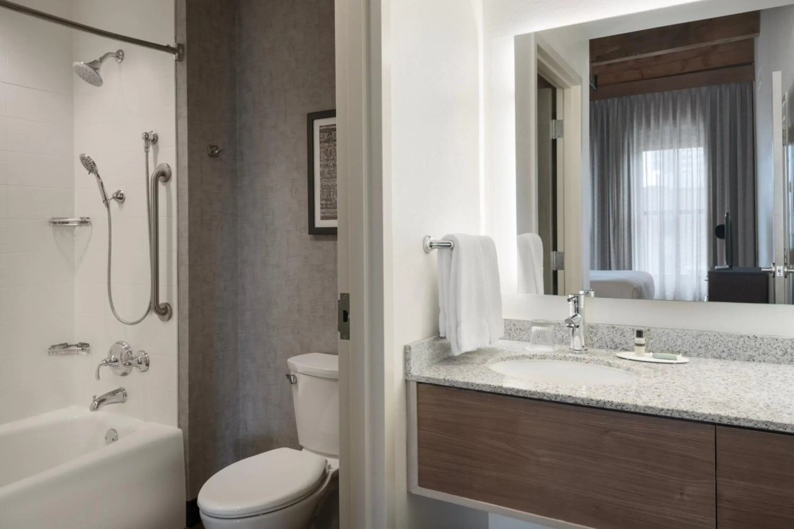Photo - Residence Inn by Marriott Boston Downtown Seaport