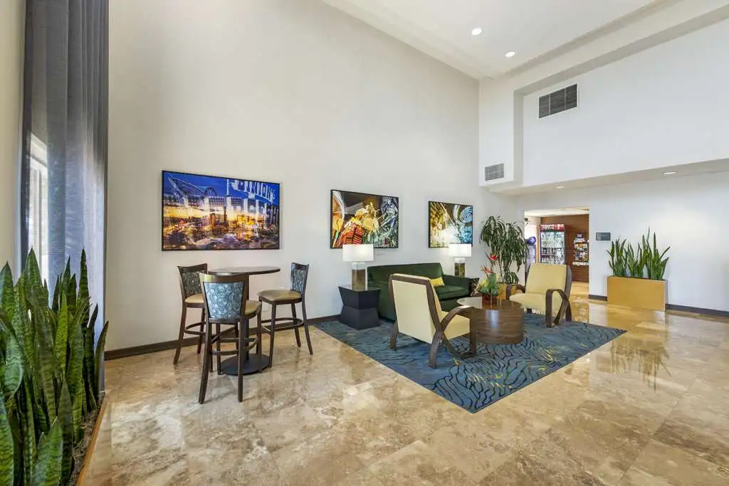 Foto - Best Western Plus Henderson Hotel