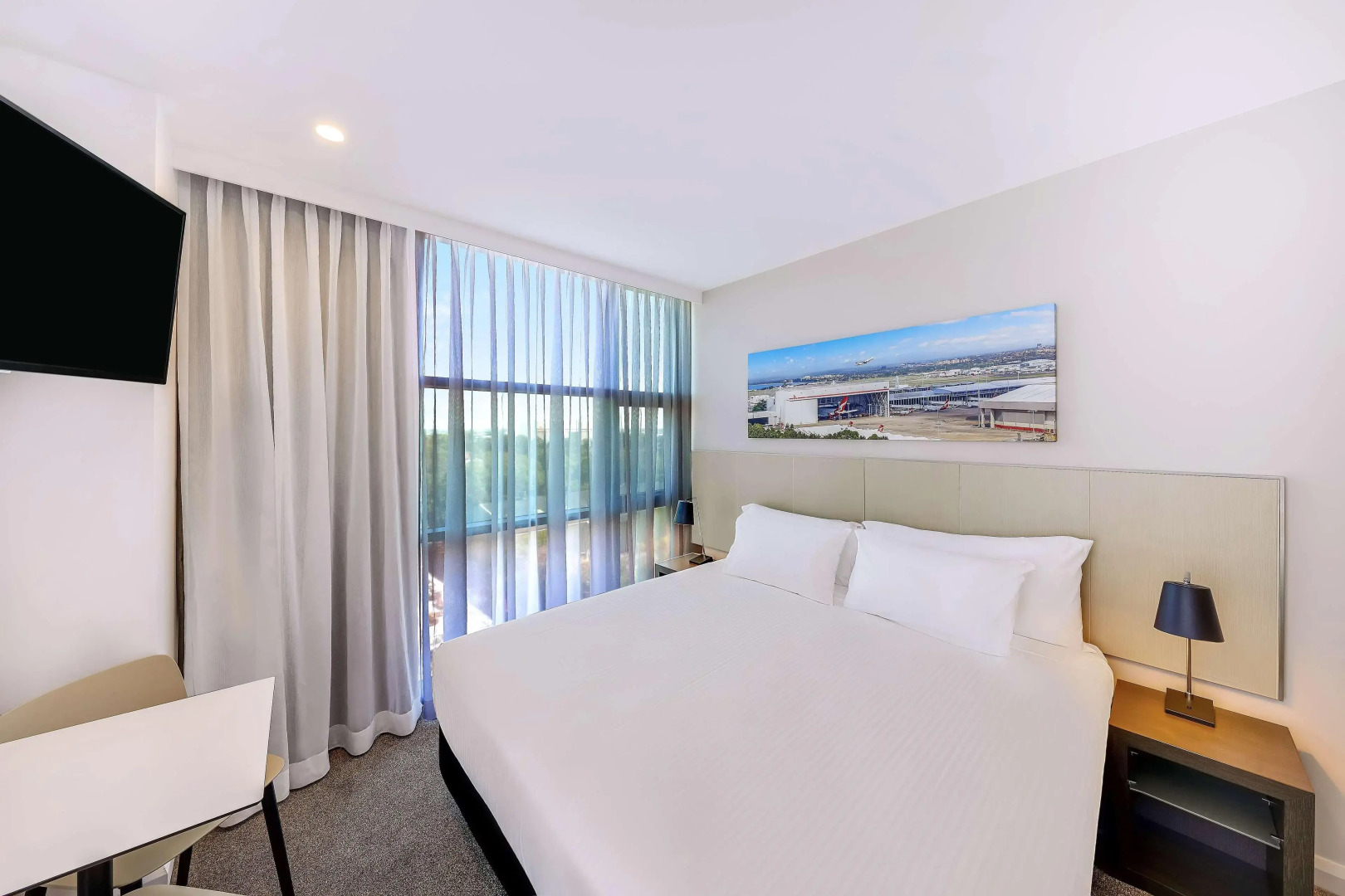 Photo - Travelodge Hotel Sydney Airport