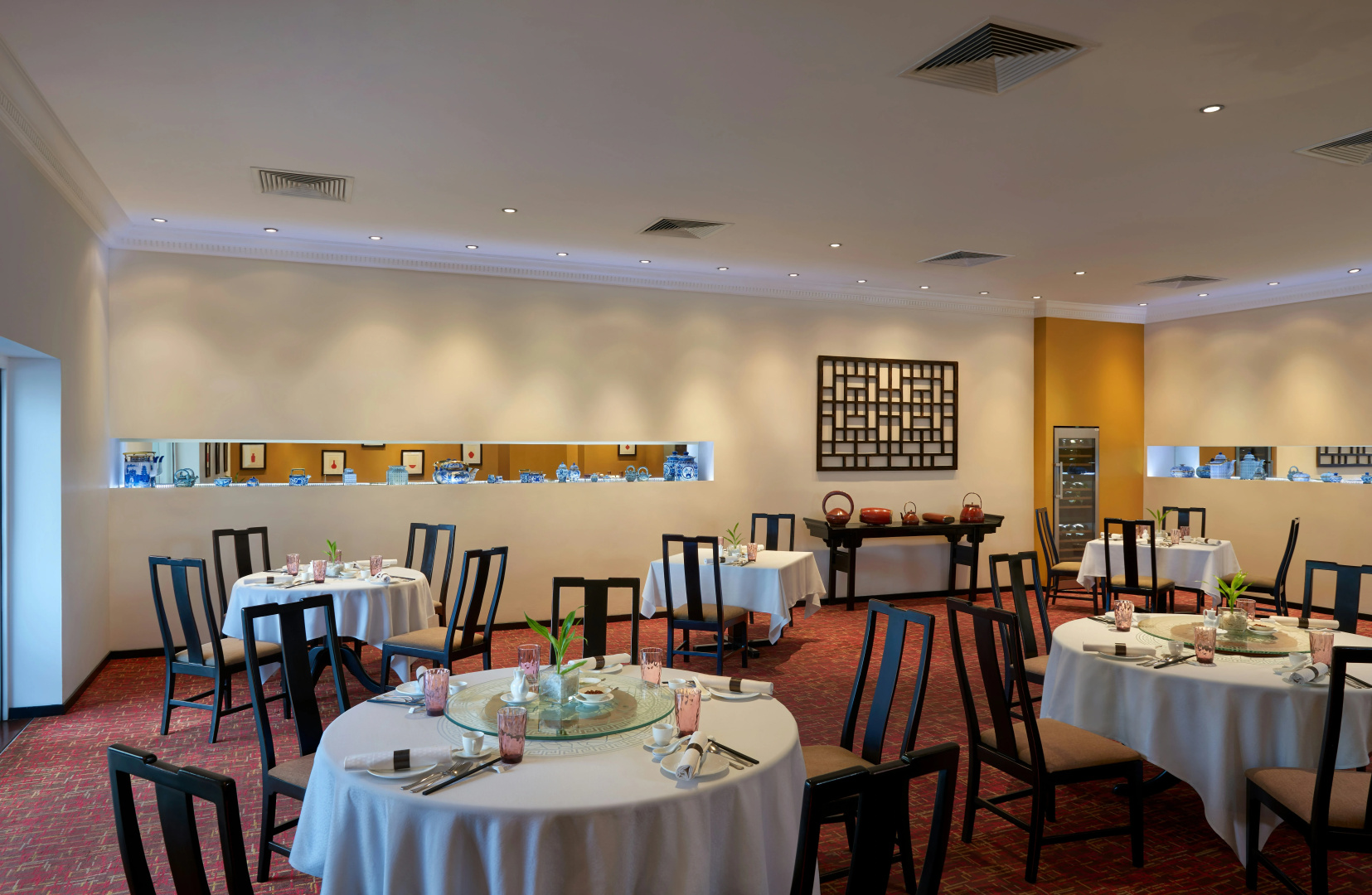 Photo - Cinnamon Lakeside Colombo