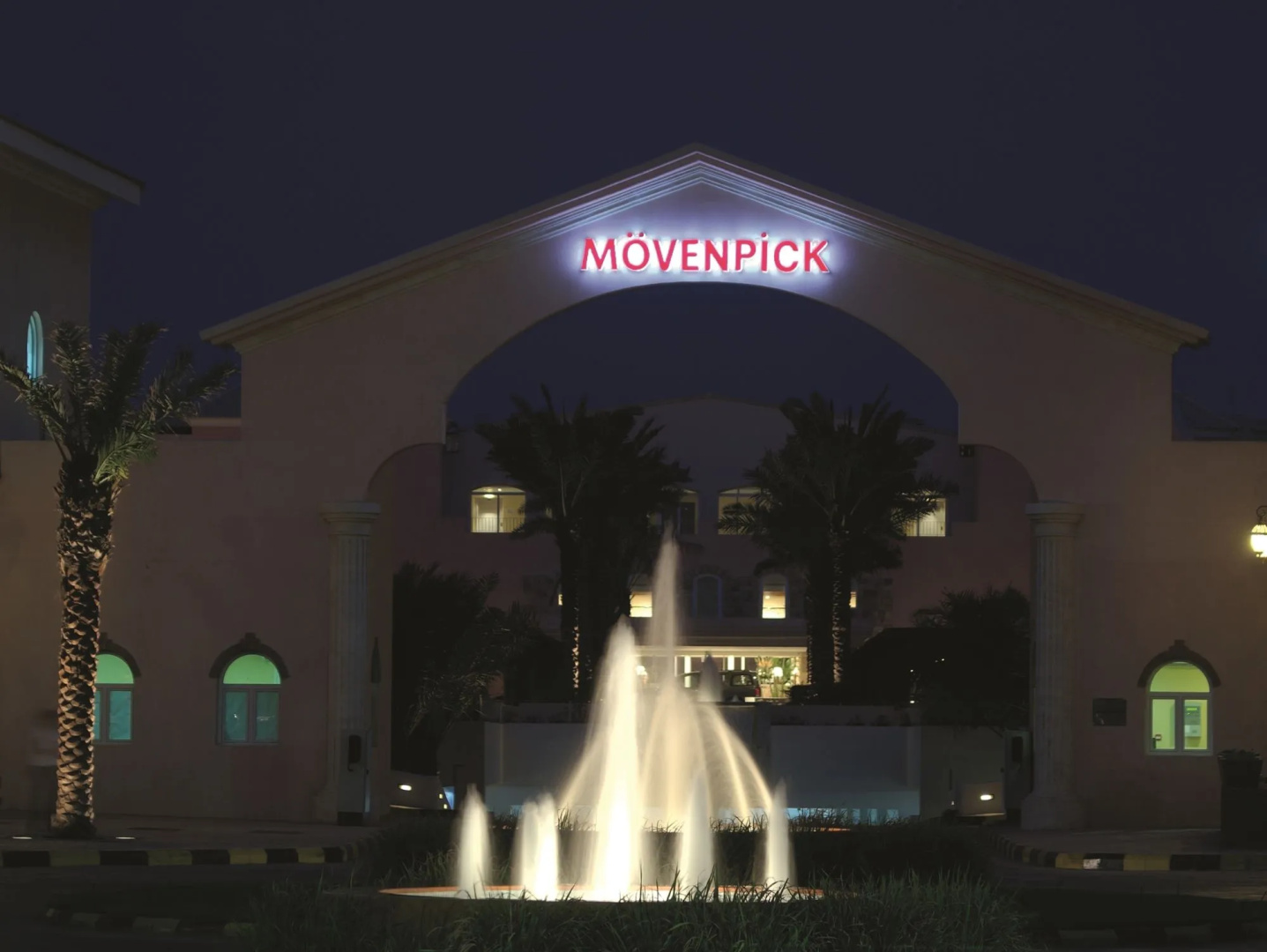 Mövenpick Hotel & Resort Al Bida'a Kuwait — фото 1