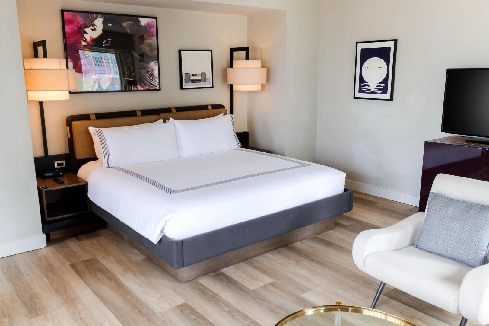 Photo - Thompson Chicago, by Hyatt