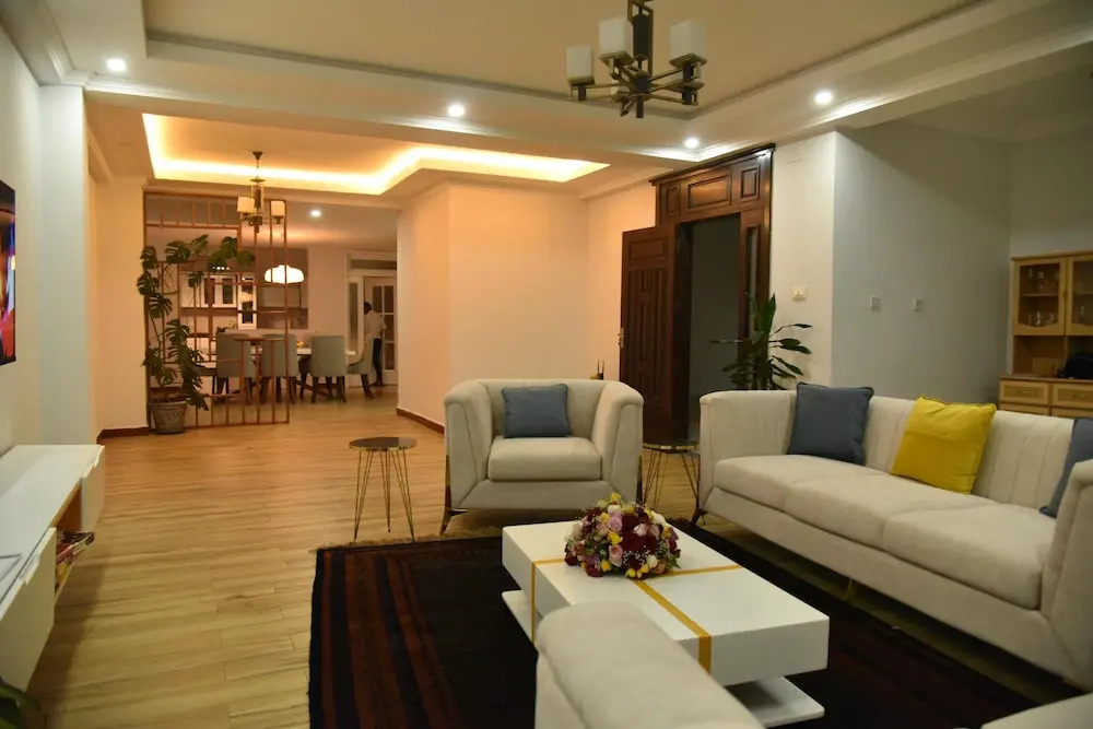 Foto - 5 Bedroom Exquisite Villa in Top-view Area