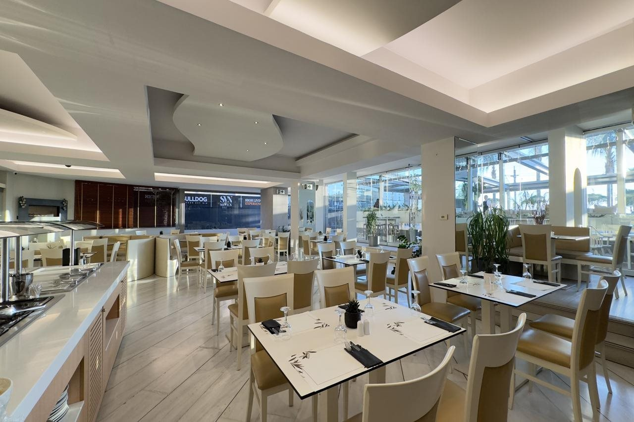 Photo - Palace Hotel Glyfada