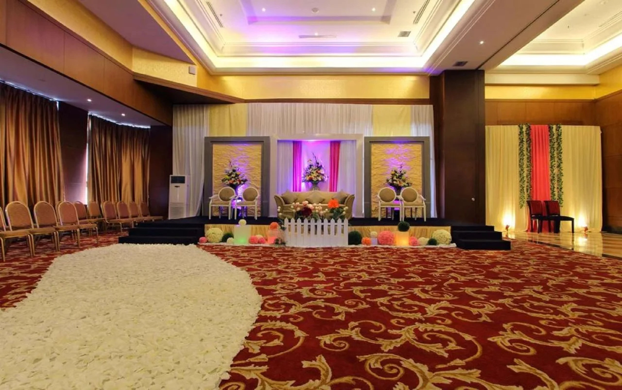 Foto - Best Western Mangga Dua Hotel & Residence
