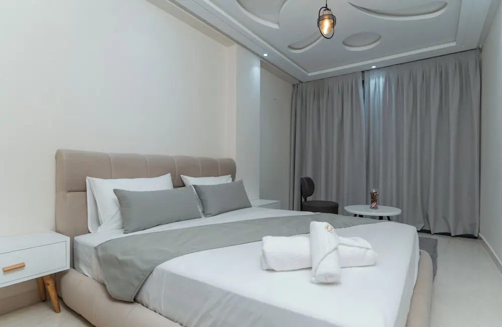 Appart Hotel Golden Sky Home