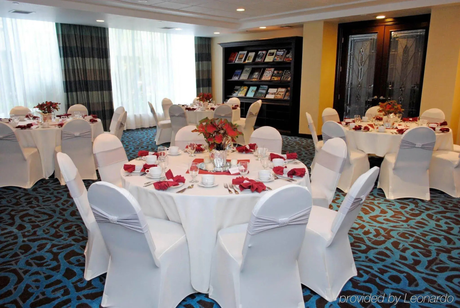 Photo - DoubleTree by Hilton Chatsworth