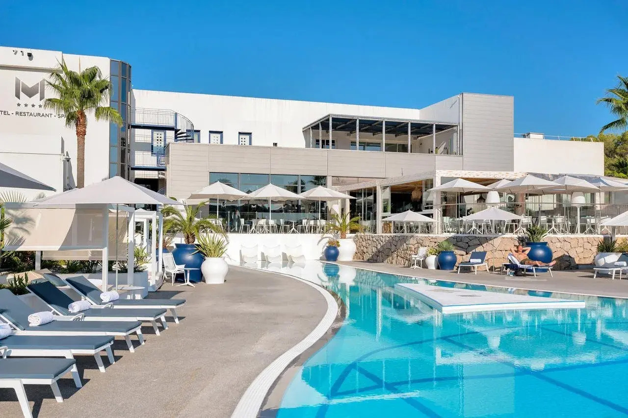 Photo - Mouratoglou Hotel & Resort