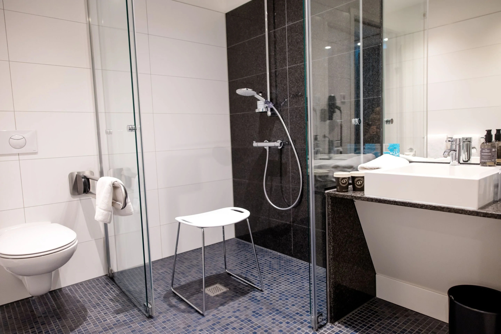 Photo - Motel One Berlin-Alexanderplatz