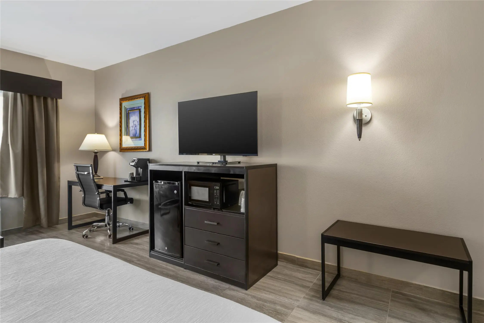 Photo - Best Western Plus Heritage Inn