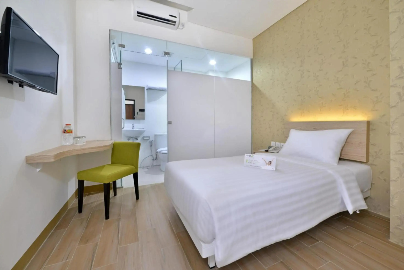 Photo - Whiz Hotel Falatehan Jakarta
