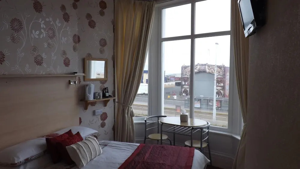 Photo - The Sands Hotel