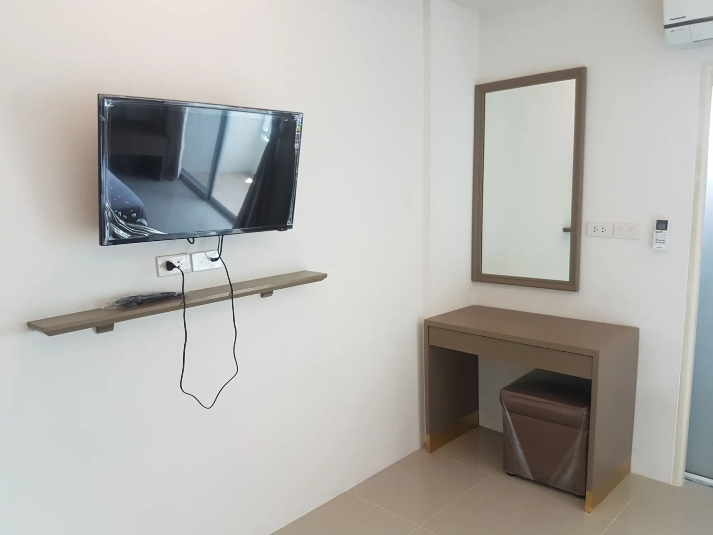 Foto - S.E.T Thanmongkol Residence