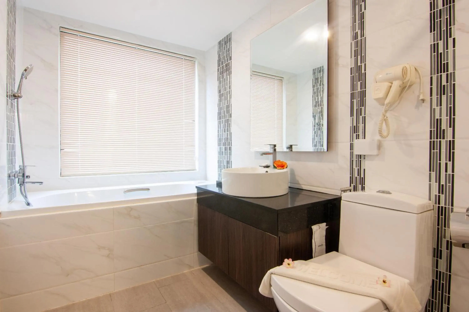 Photo - Golden Jomtien Beach Hotel