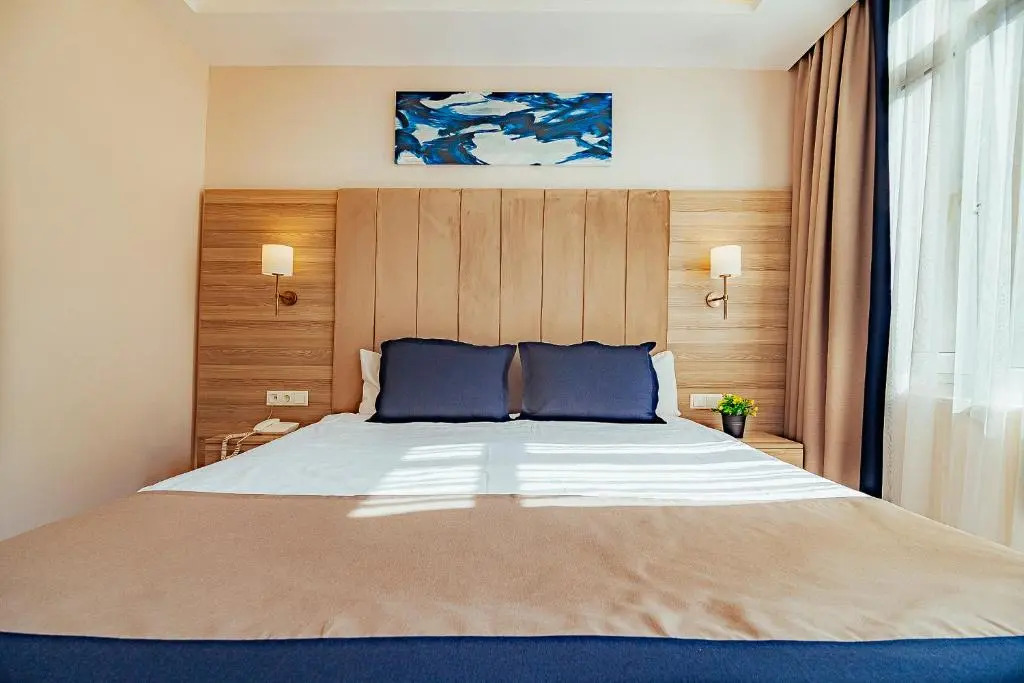 Photo - The Milltown Hotel