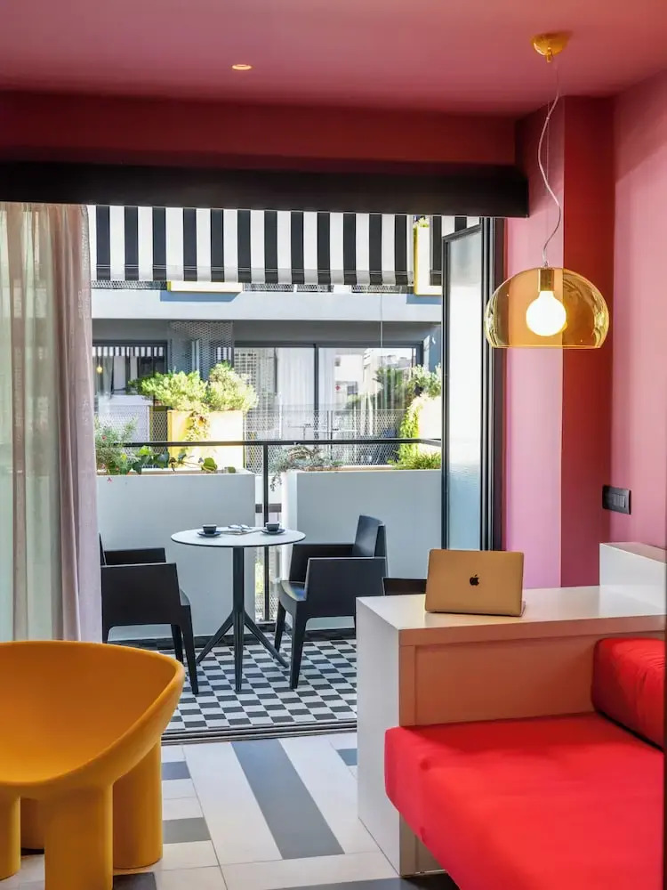 Foto - The Pal Living in a Concept