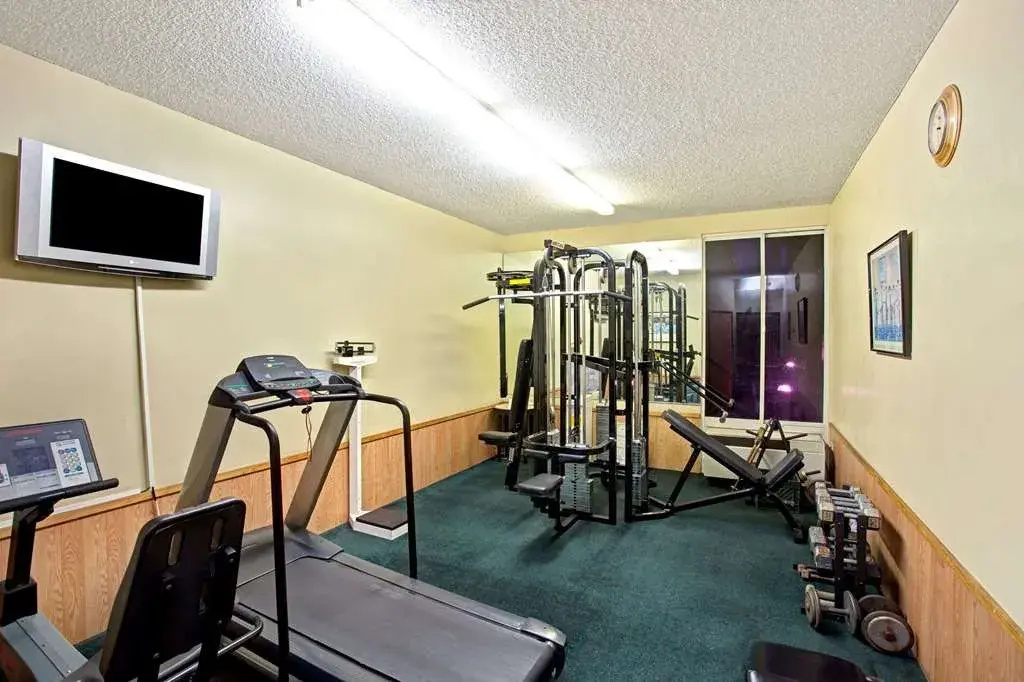 Photo - Best Western Plus Commerce Hotel