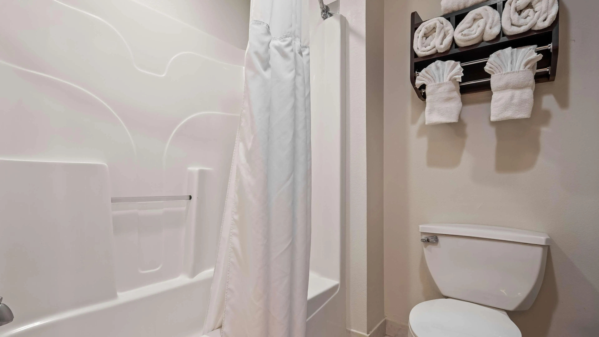 Photo - Best Western Plus O'Hare International South Hotel