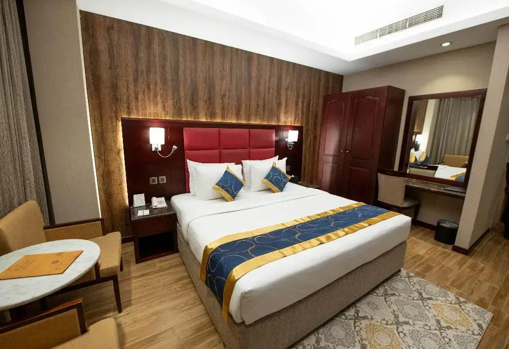 Photo - Ramee Guestline Hotel