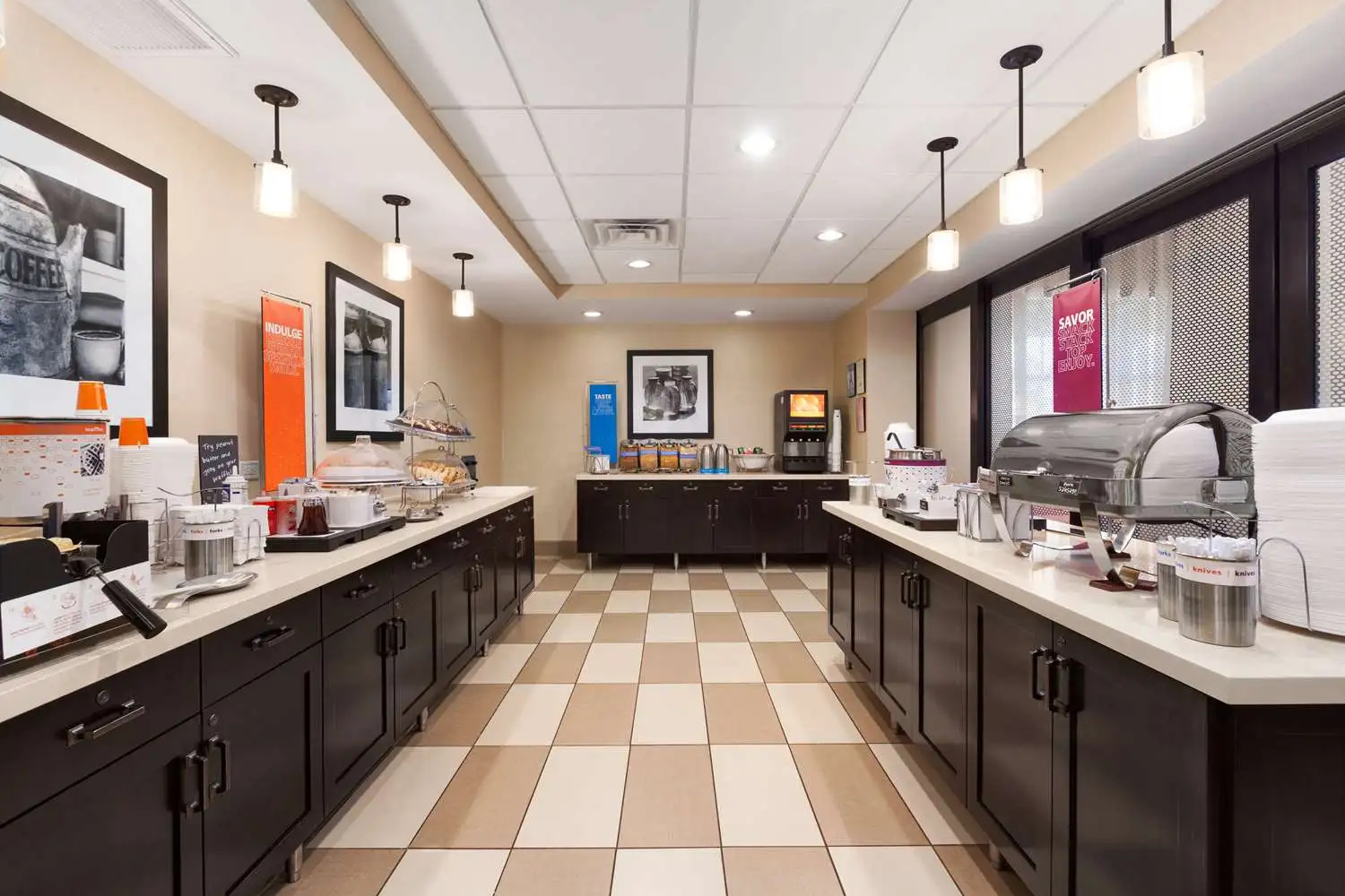 Photo - Hampton Inn & Suites San Bernardino