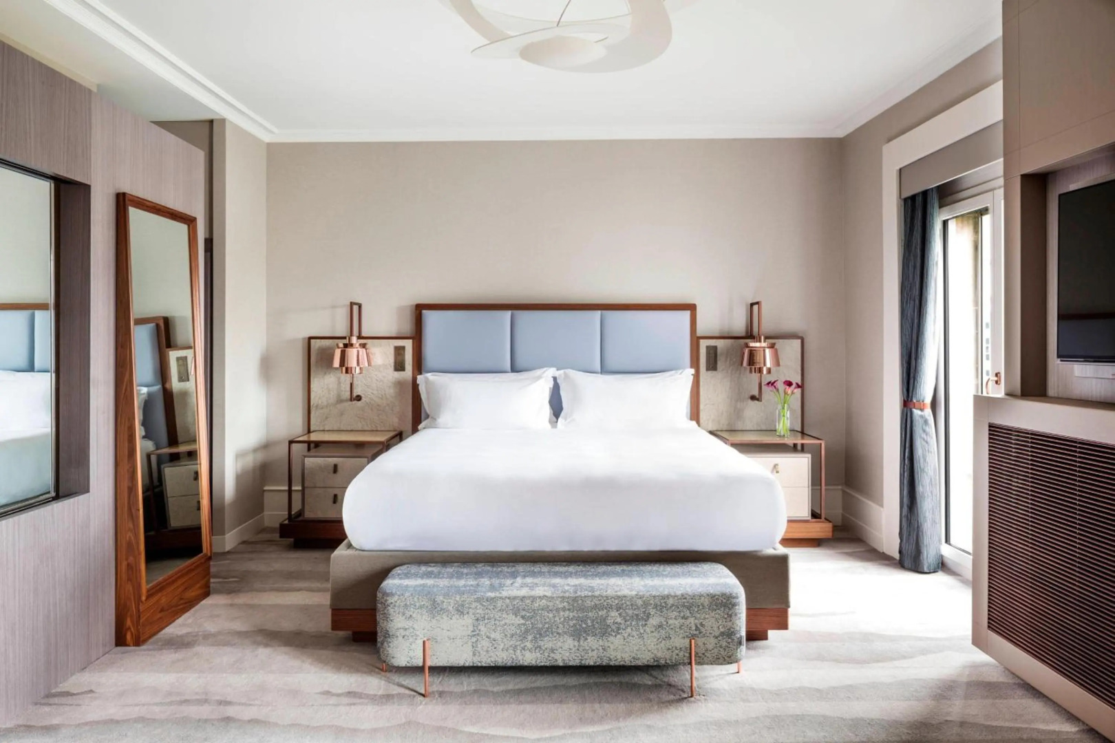 Photo - The Ritz-Carlton Hotel de la Paix, Geneva