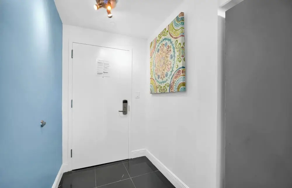 Photo - Tropical Paradise - Spacious 3-Bedroom