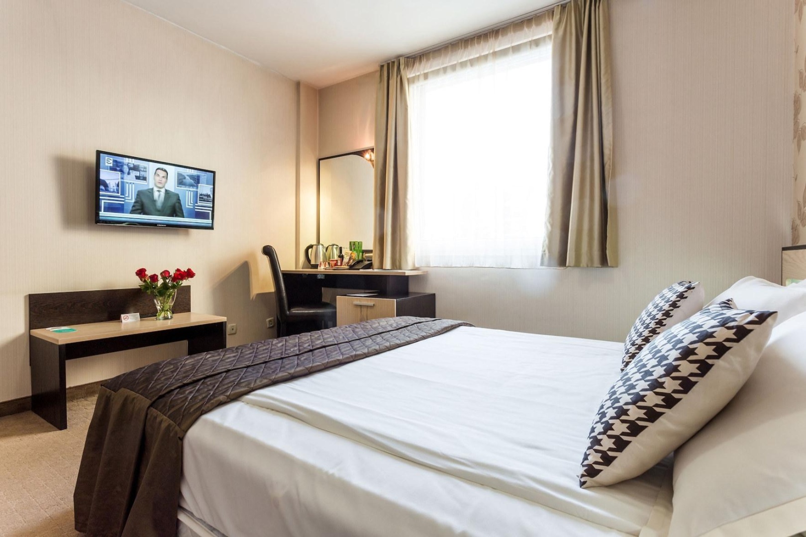 Photo - City Avenue Hotel