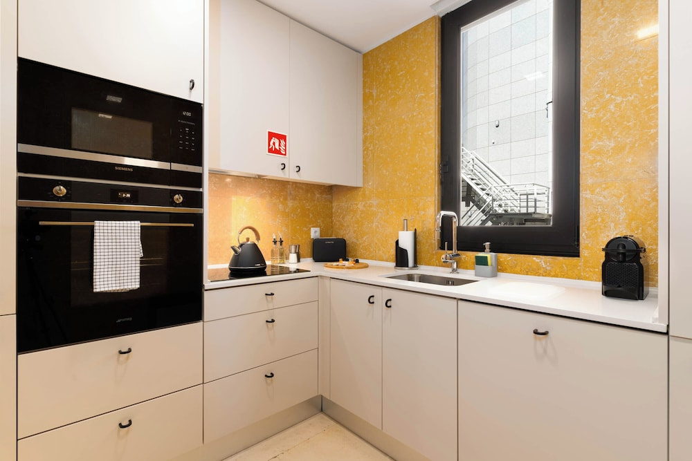Photo - Limehome Lisbon Eca de Queiroz