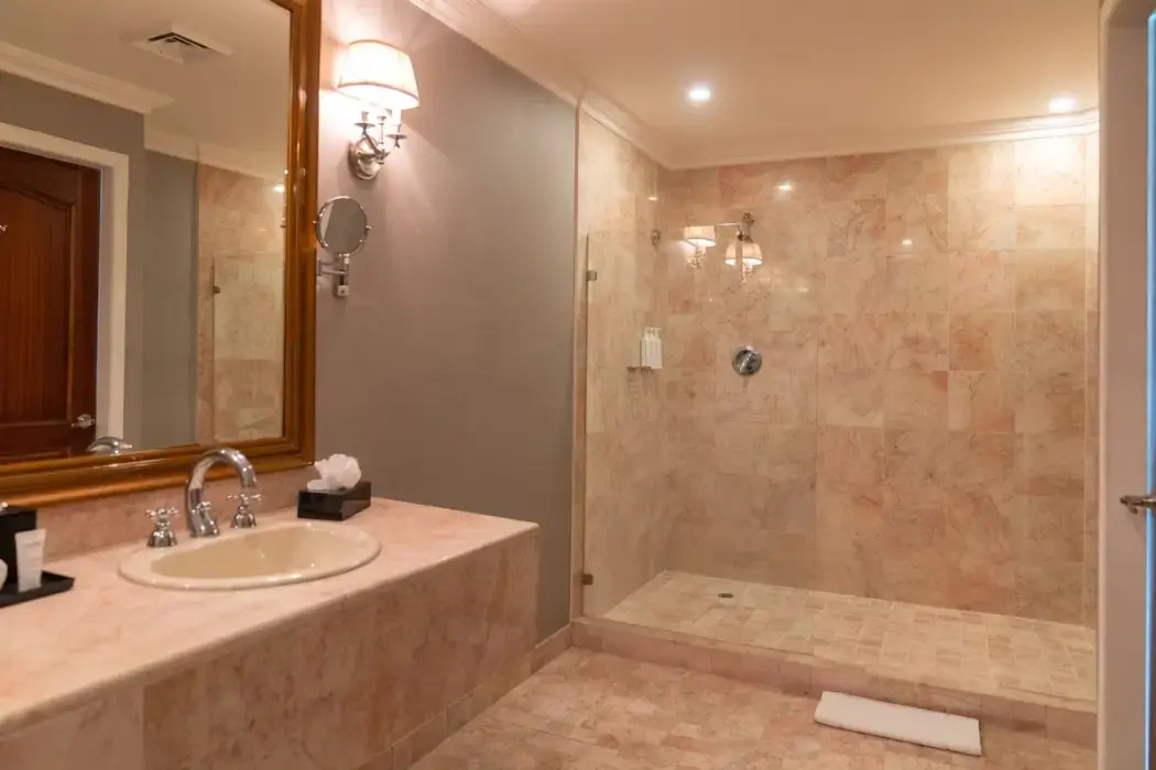 Photo - Waymore Hotel Spa & Casino