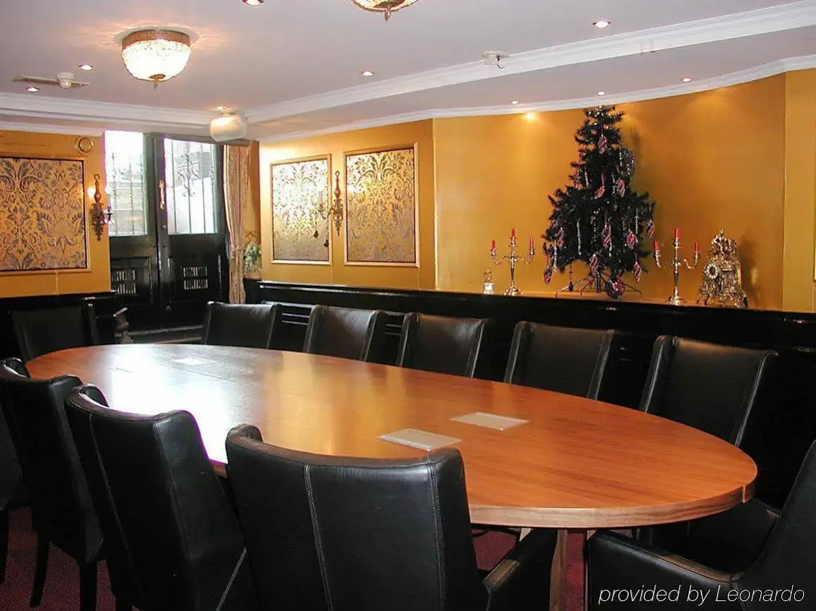 Foto - The Toren Amsterdam, by The Pavilions