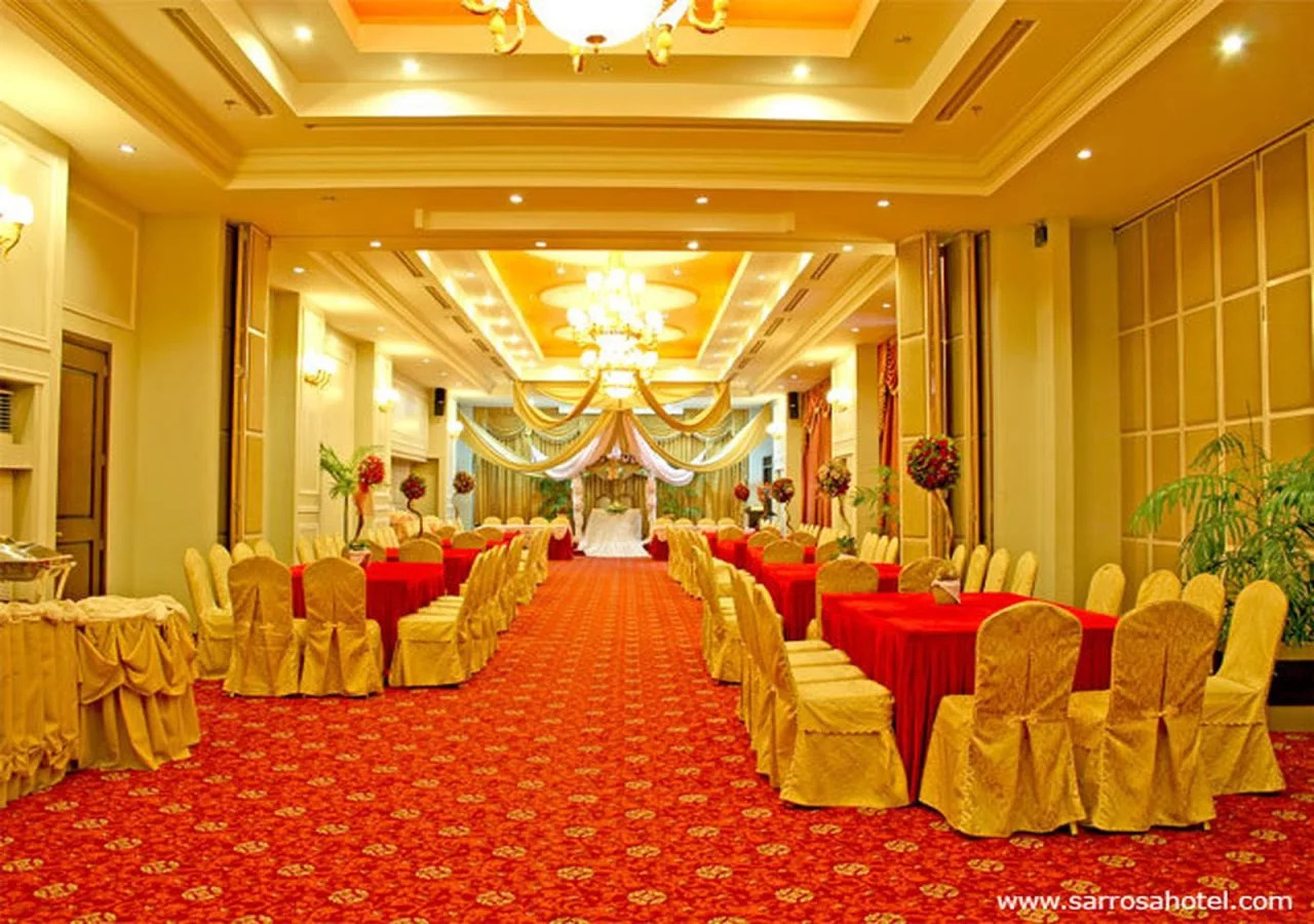 Foto - Sarrosa International Hotel and Residential Suites