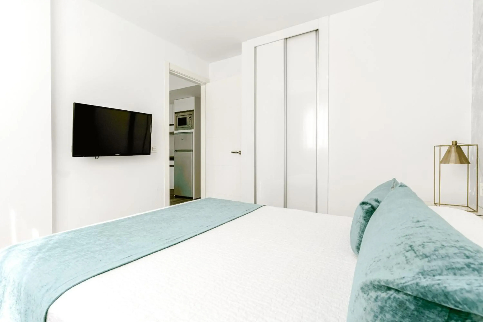 Photo - Bristol Sunset Beach - Holiday Apartments