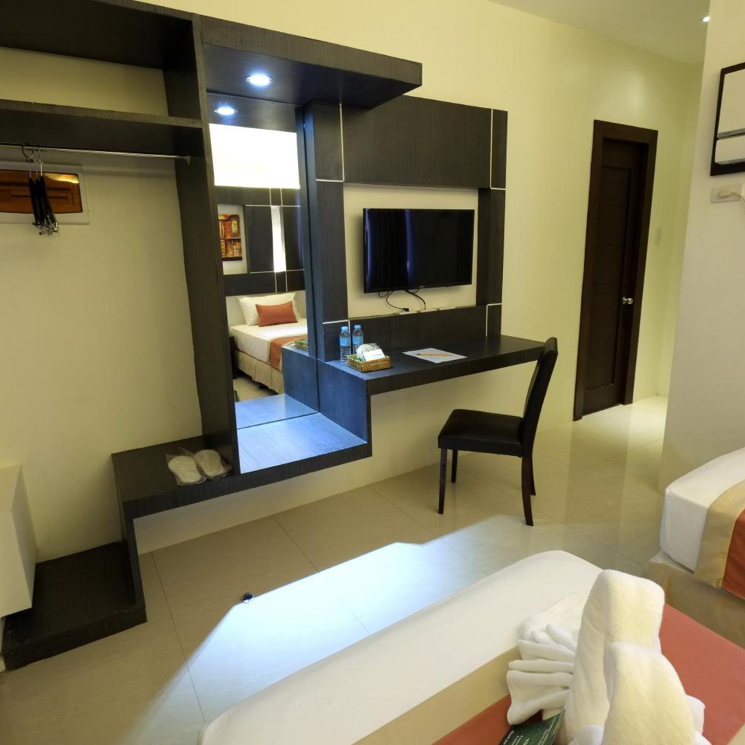 Photo - Southpole Central Hotel