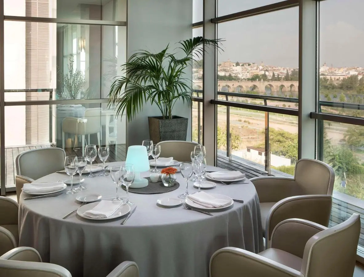 Photo - NH Gran Hotel Casino de Extremadura